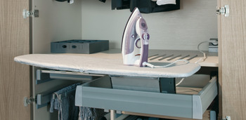 Ironing board, ironfix, lateral installation in drawer